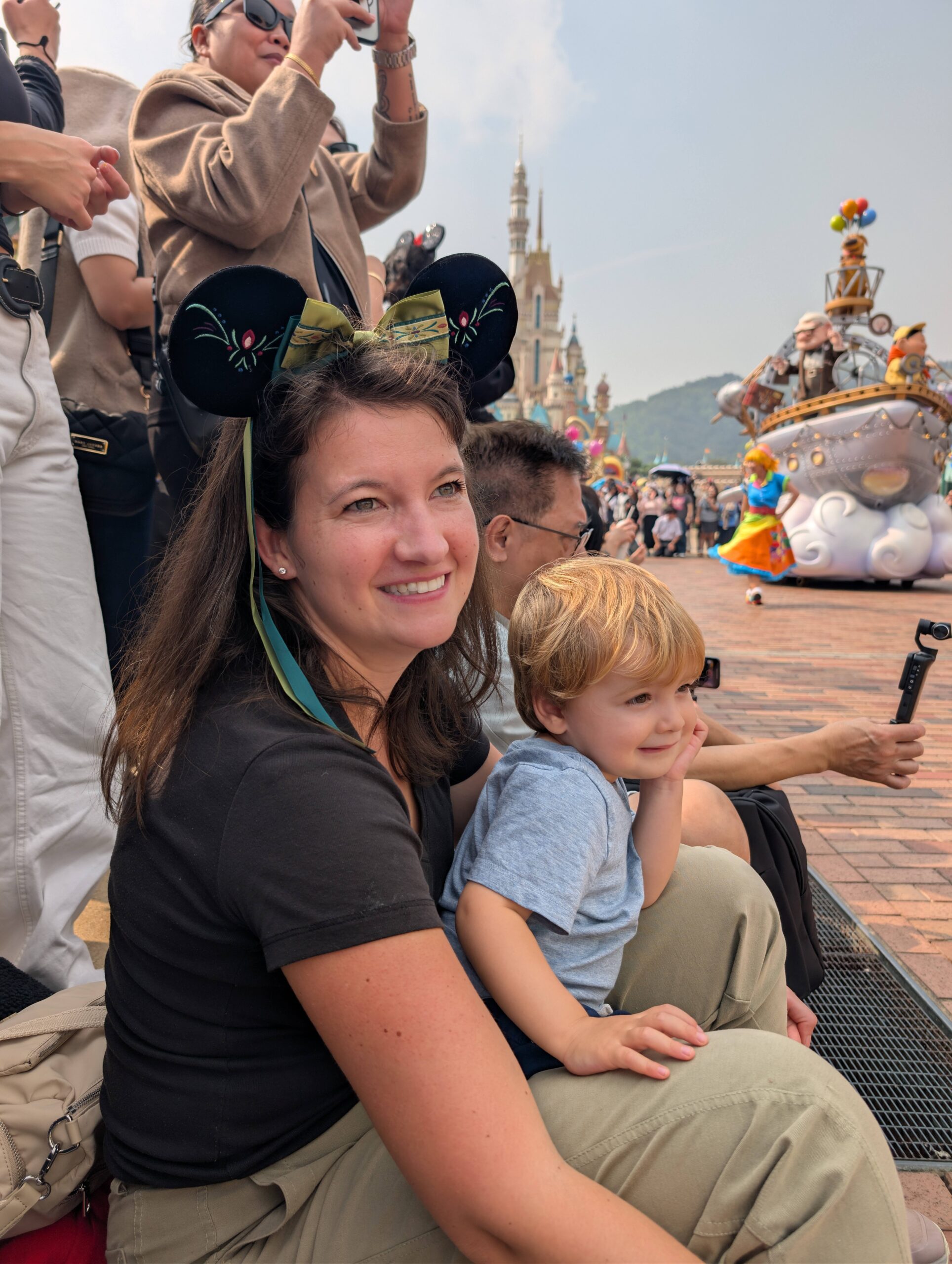 PXL_20251230_050332985.RAW-01.COVER